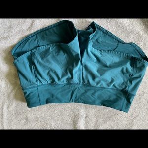 Lululemon Speed Up Shorts 2.5, size 6, teal.